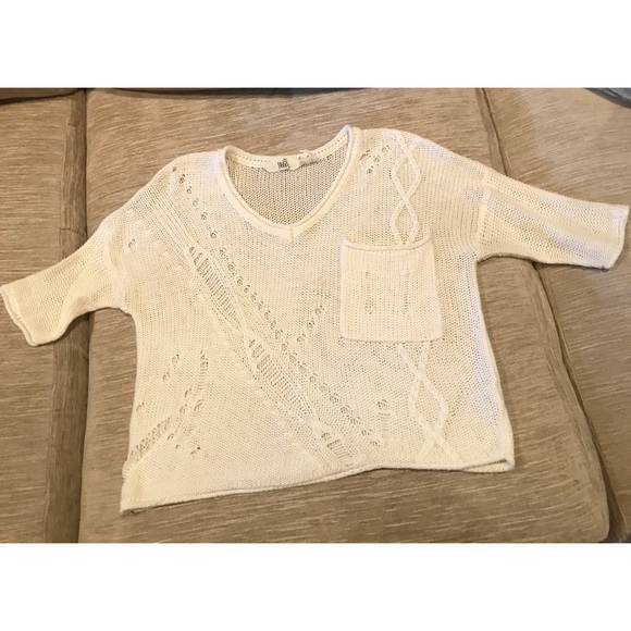 Black Poppy Cropped White Sweater - Picture 5 of 7